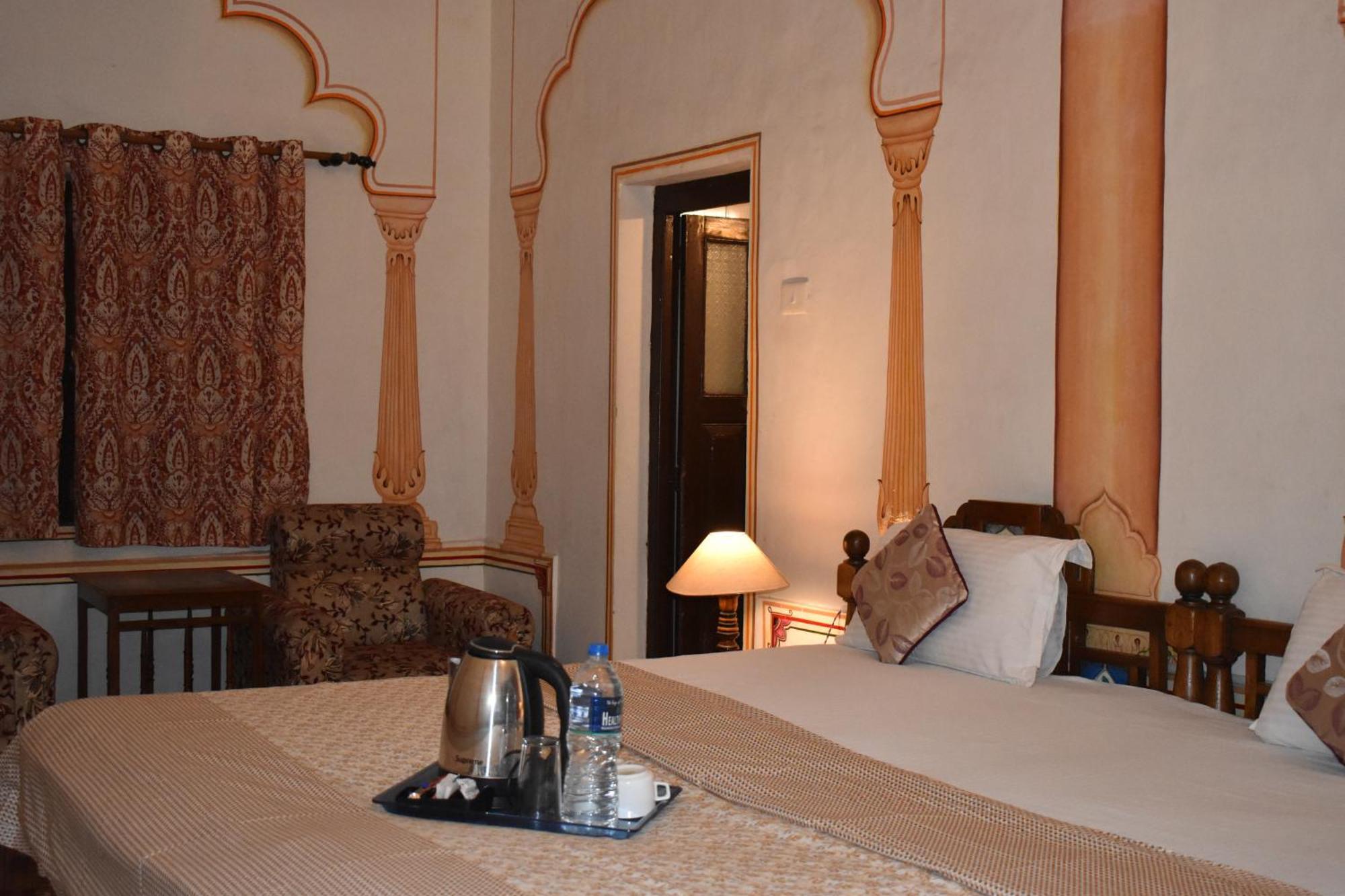 Hotel Nawal Sagar Palace - Bundi Room photo